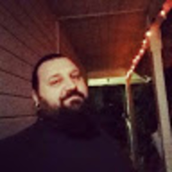 Meet your Posher, Dave - Picture 1 of 1